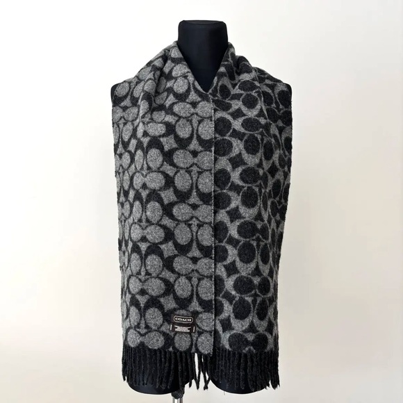 Coach Merino Wool Scarf - Reversible - Picture 2 of 9